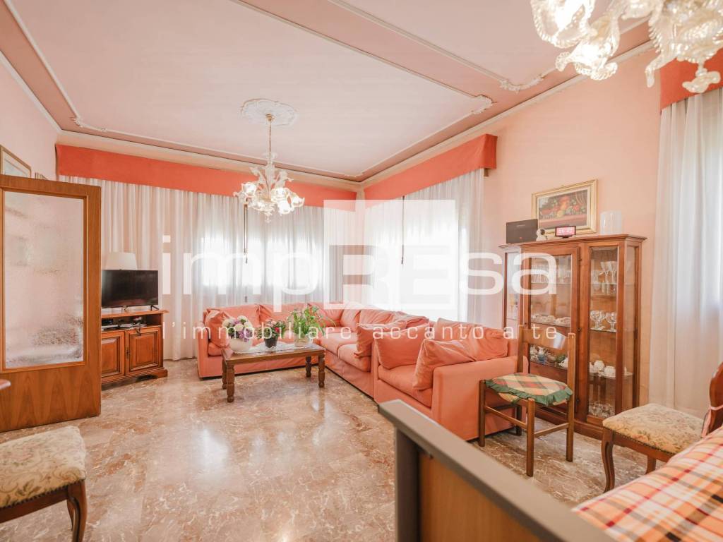 casa indipendente in vendita a Martellago
