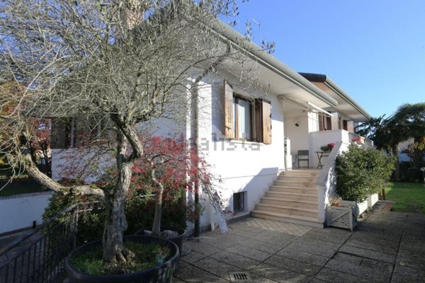 casa indipendente in vendita a Martellago