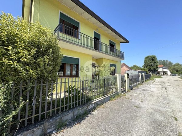 casa indipendente in vendita a Martellago in zona Olmo