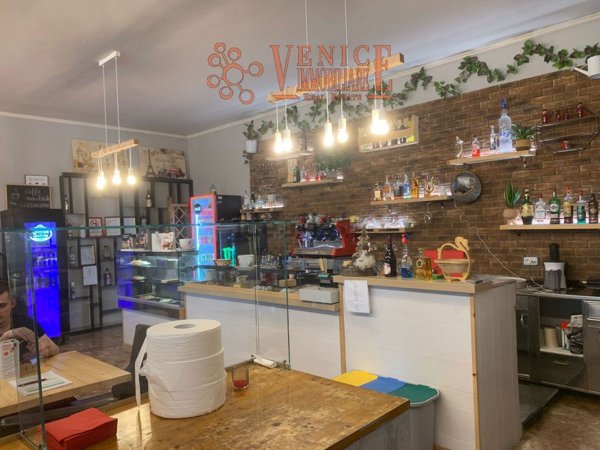 negozio in vendita a Martellago