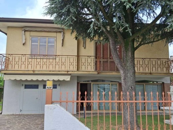 casa indipendente in vendita a Martellago in zona Olmo