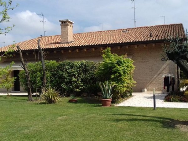 casa indipendente in vendita a Martellago in zona Olmo