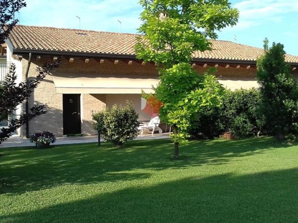 casa indipendente in vendita a Martellago in zona Olmo