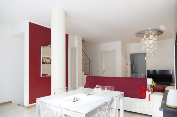 casa semindipendente in vendita a Martellago in zona Olmo