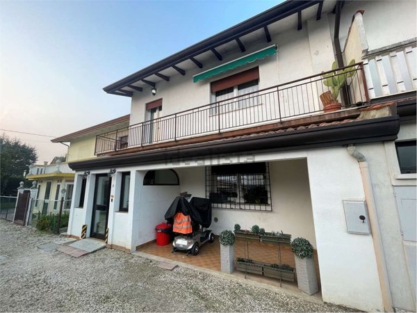 casa indipendente in vendita a Martellago