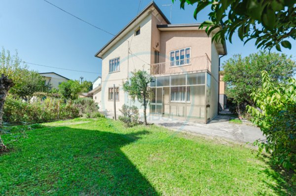 casa indipendente in vendita a Martellago