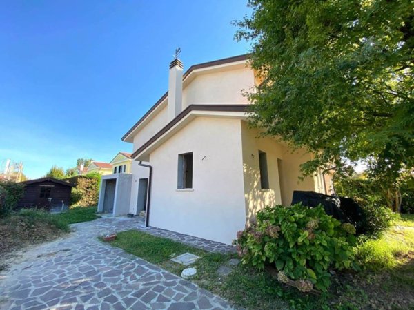 casa indipendente in vendita a Martellago in zona Olmo