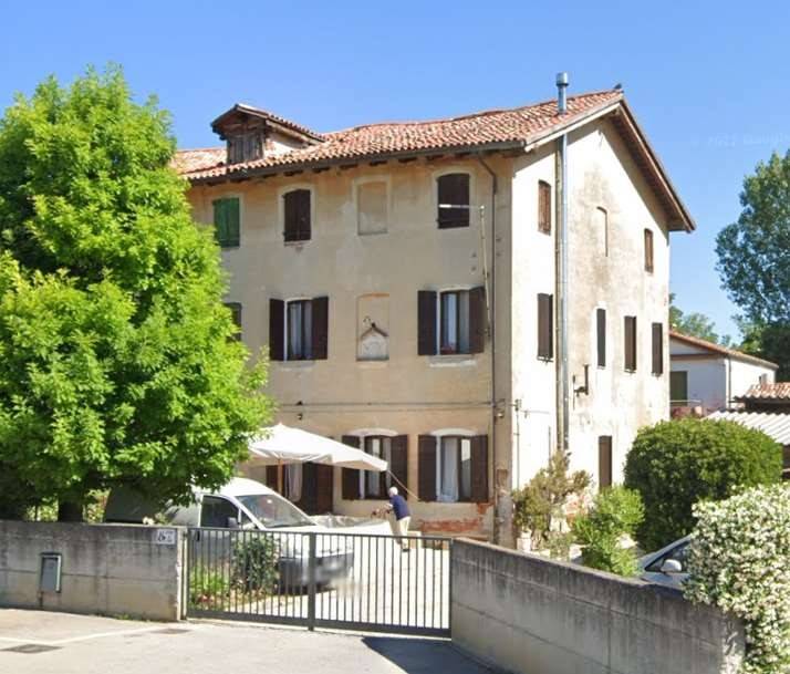 casa indipendente in vendita a Martellago in zona Maerne