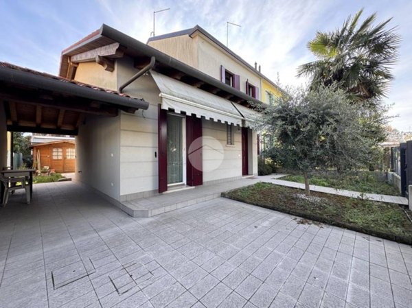 casa indipendente in vendita a Martellago in zona Maerne