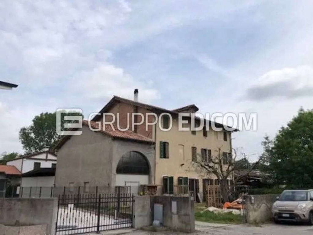 casa indipendente in vendita a Martellago in zona Maerne