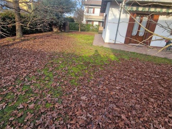 casa indipendente in vendita a Martellago in zona Maerne