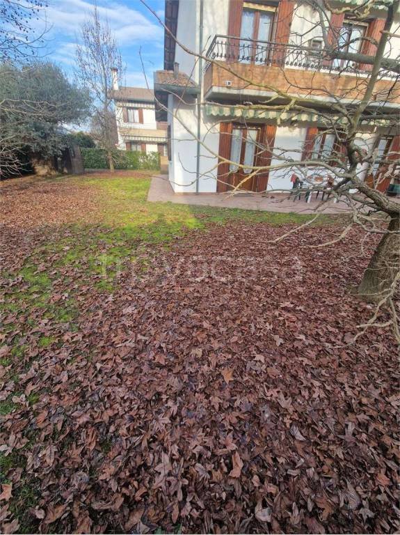 casa indipendente in vendita a Martellago in zona Maerne