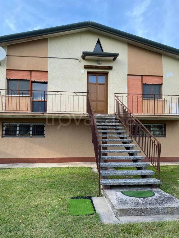 casa indipendente in vendita a Martellago in zona Maerne