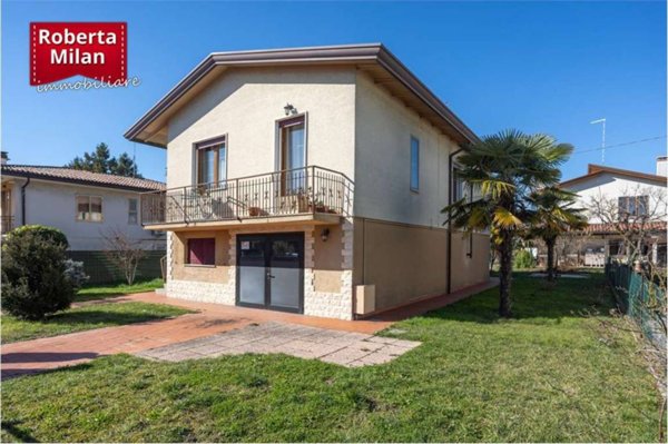 casa indipendente in vendita a Martellago in zona Olmo