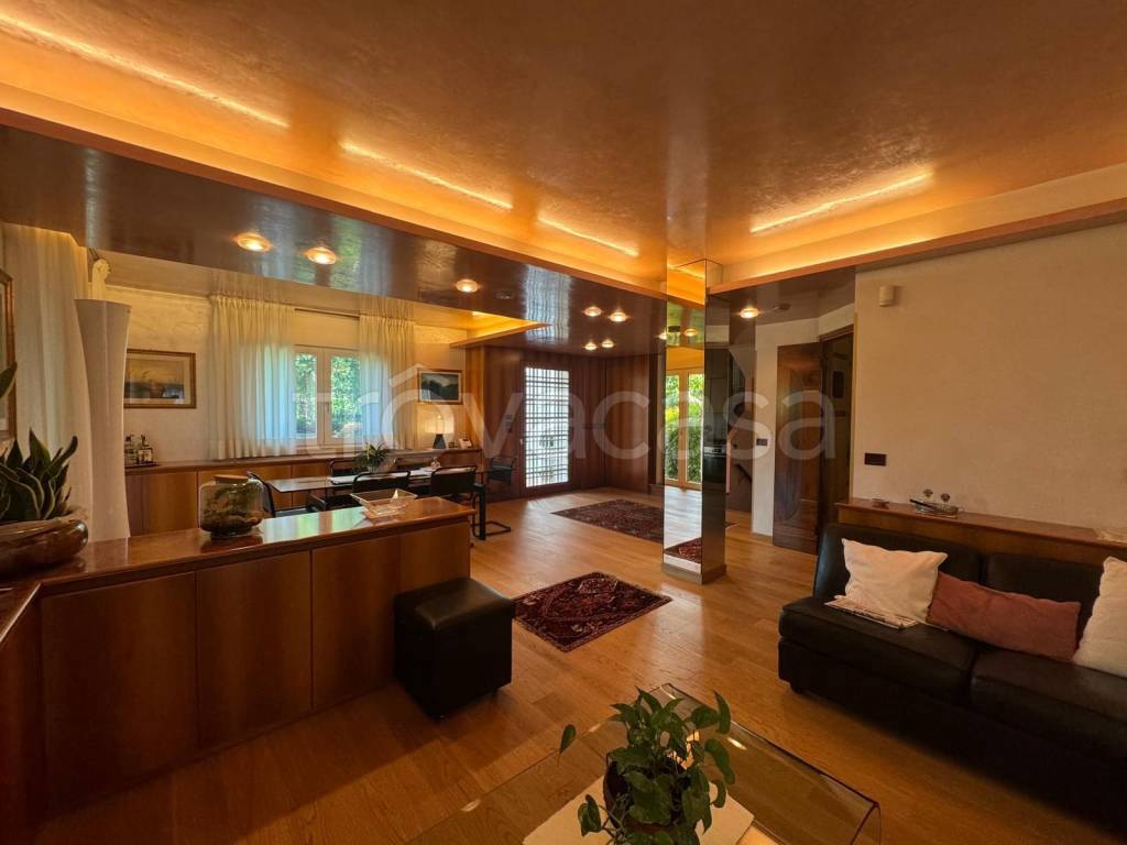 casa indipendente in vendita a Martellago in zona Maerne