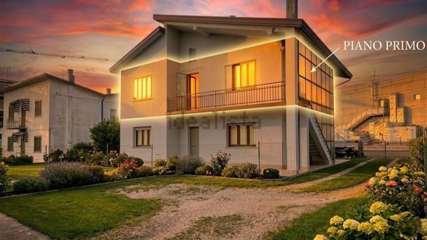 casa indipendente in vendita a Martellago