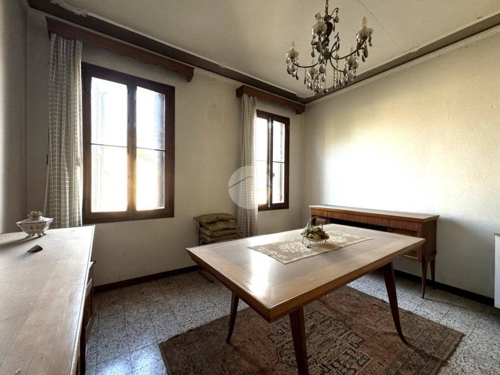 casa indipendente in vendita a Martellago in zona Maerne
