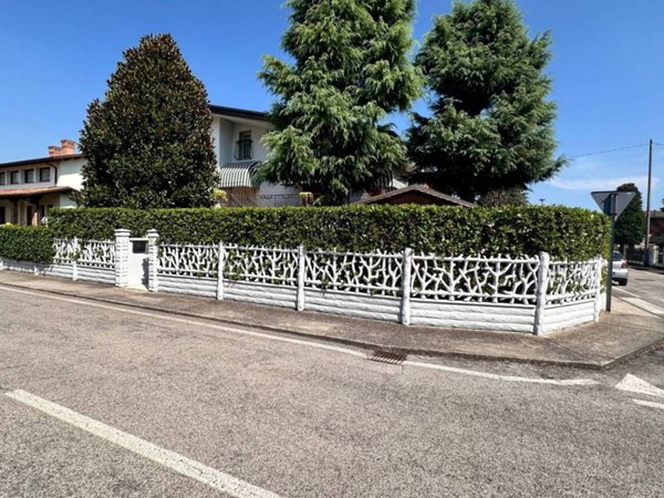 casa indipendente in vendita a Martellago in zona Olmo