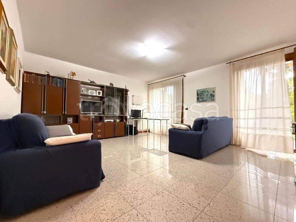 casa indipendente in vendita a Martellago in zona Olmo