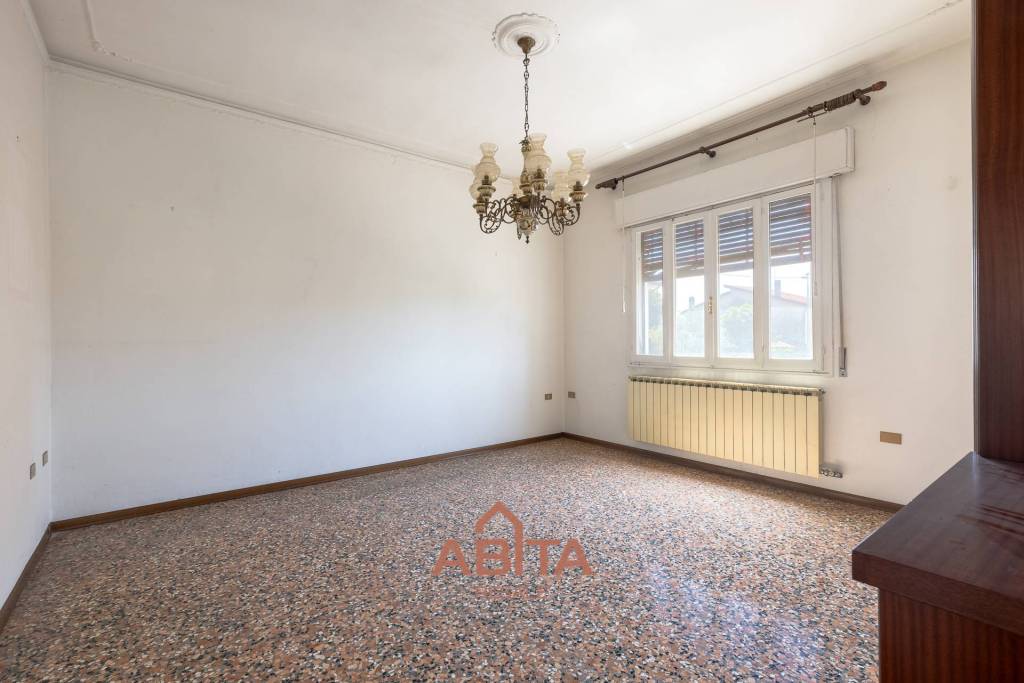 appartamento in vendita a Martellago in zona Maerne