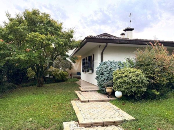 casa indipendente in vendita a Martellago in zona Maerne