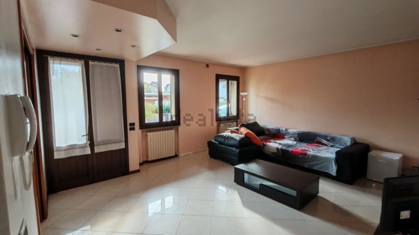 casa indipendente in vendita a Martellago