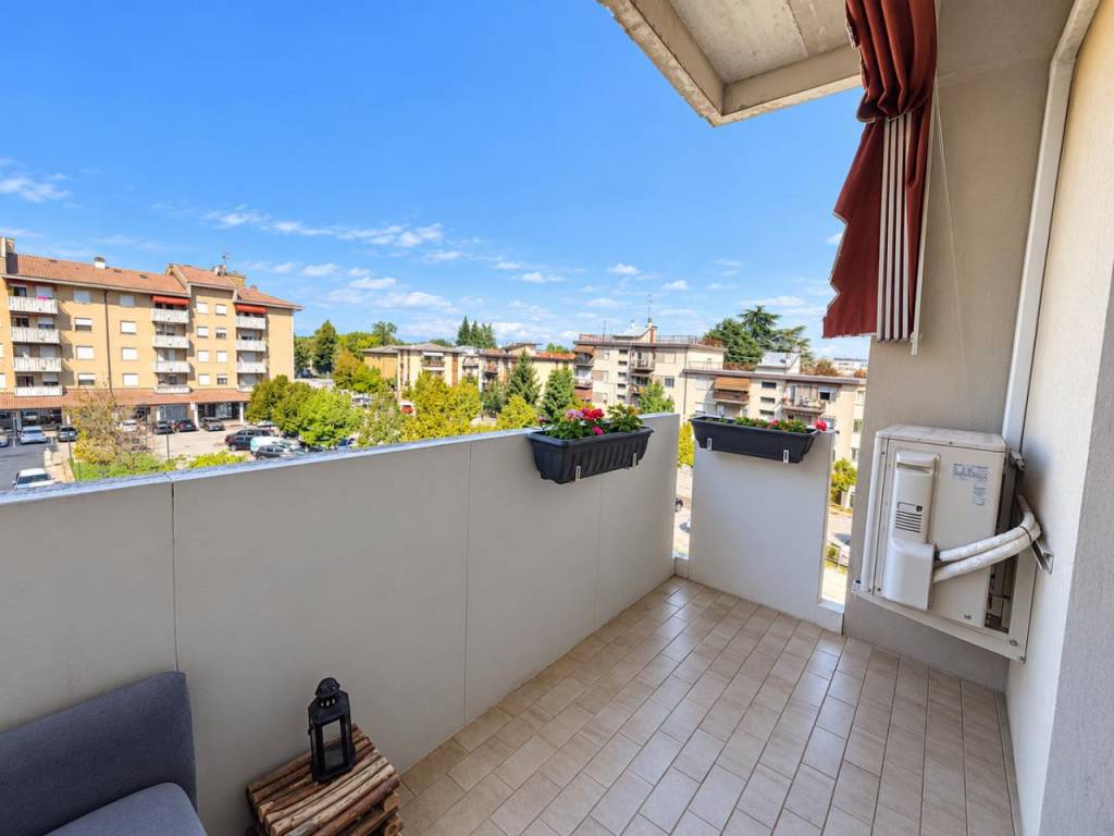appartamento in vendita a Martellago in zona Maerne