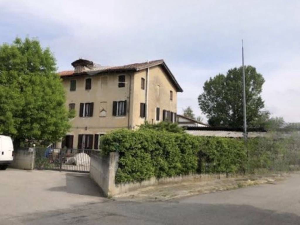 casa indipendente in vendita a Martellago in zona Maerne