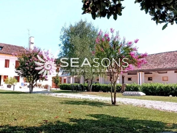 villa in vendita a Meolo