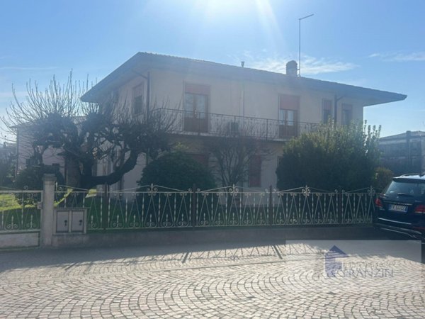 appartamento in vendita a Meolo in zona Losson della Battaglia