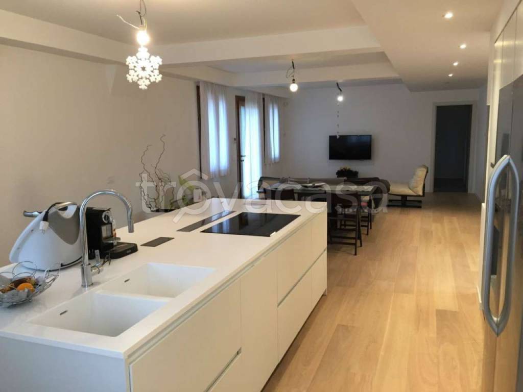 casa indipendente in vendita a Mira