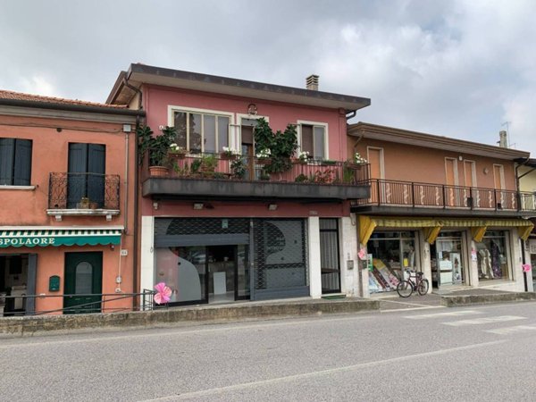 casa indipendente in vendita a Mira in zona Marano