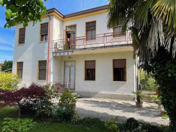 casa indipendente in vendita a Mira