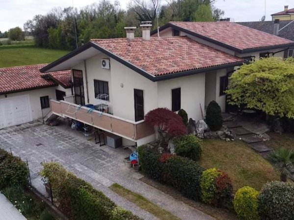 casa indipendente in vendita a Mira