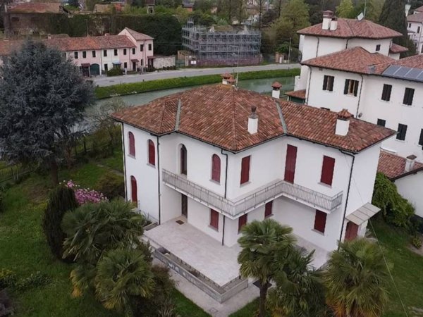 casa indipendente in vendita a Mira