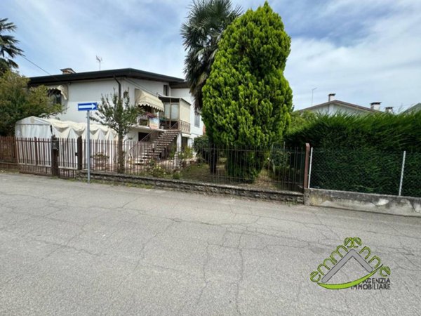 casa indipendente in vendita a Mira