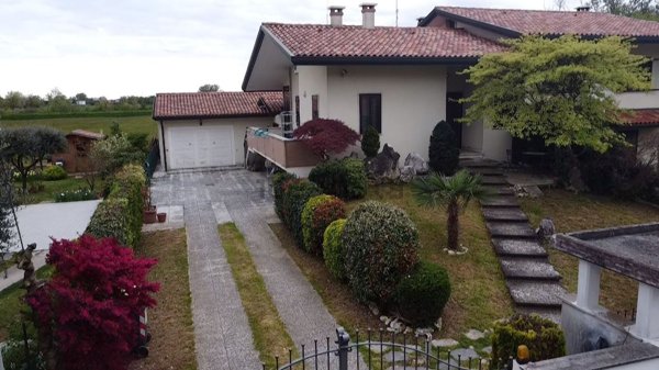 casa indipendente in vendita a Mira