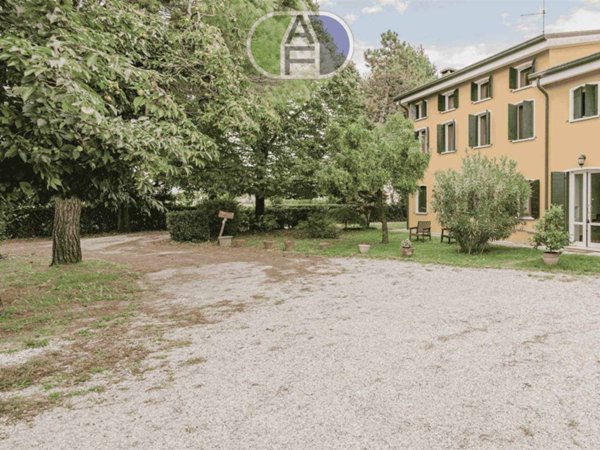 appartamento in vendita a Mira in zona Dogaletto
