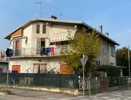 appartamento in vendita a Mira in zona Giovanni XXIII