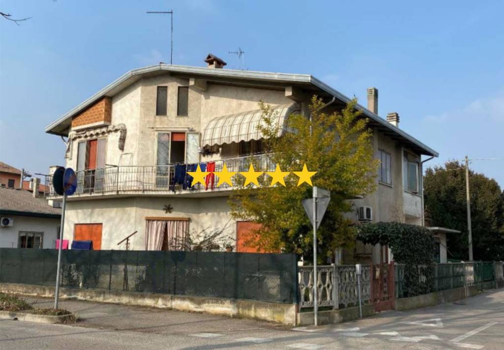 appartamento in vendita a Mira in zona Giovanni XXIII