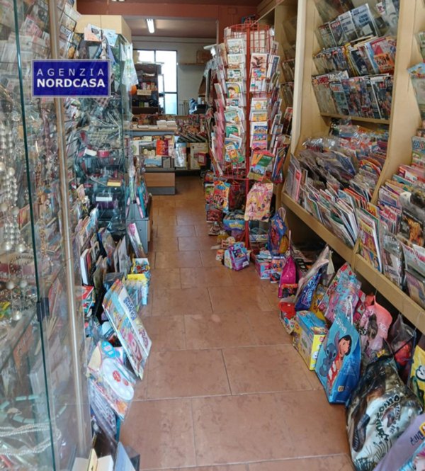 locale commerciale in vendita a Mira