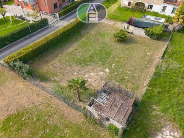 casa indipendente in vendita a Mira in zona Piazza Vecchia