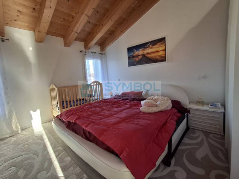 casa indipendente in vendita a Mira in zona Piazza Vecchia