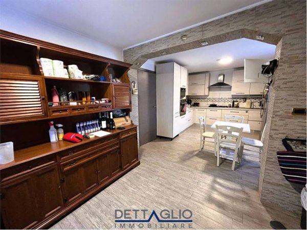 casa indipendente in vendita a Mira in zona Dogaletto
