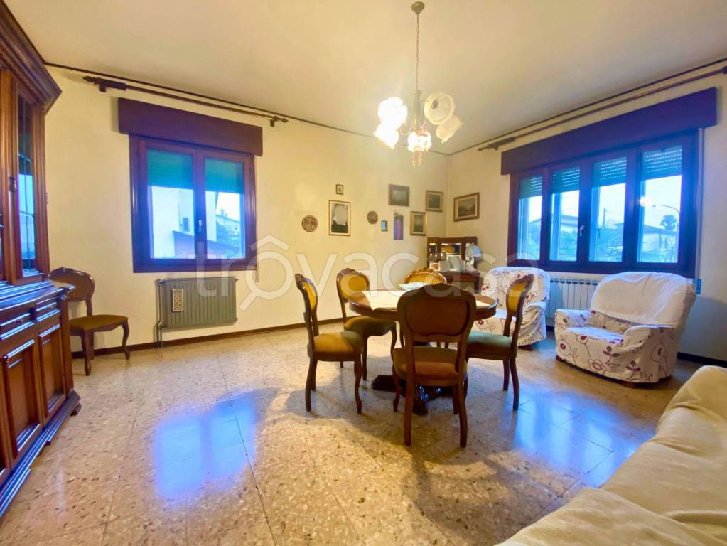 casa indipendente in vendita a Mira