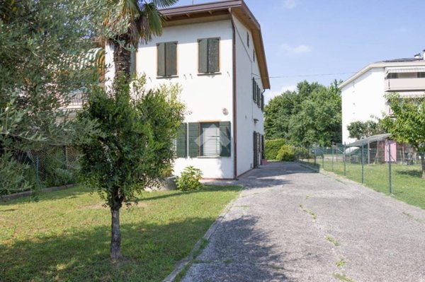 casa indipendente in vendita a Mira