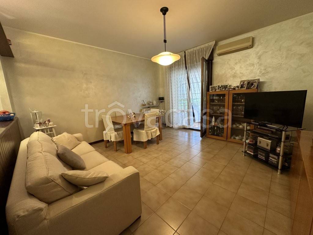 appartamento in vendita a Mira in zona Piazza Vecchia