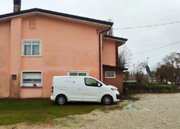 casa indipendente in vendita a Mira