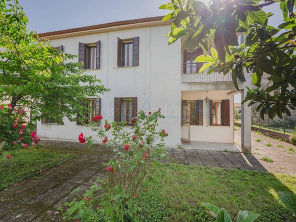 casa indipendente in vendita a Mira