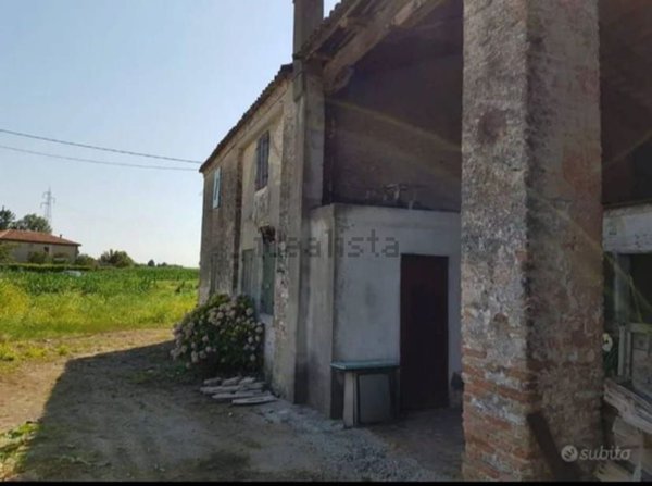 casale in vendita a Mira in zona Dogaletto
